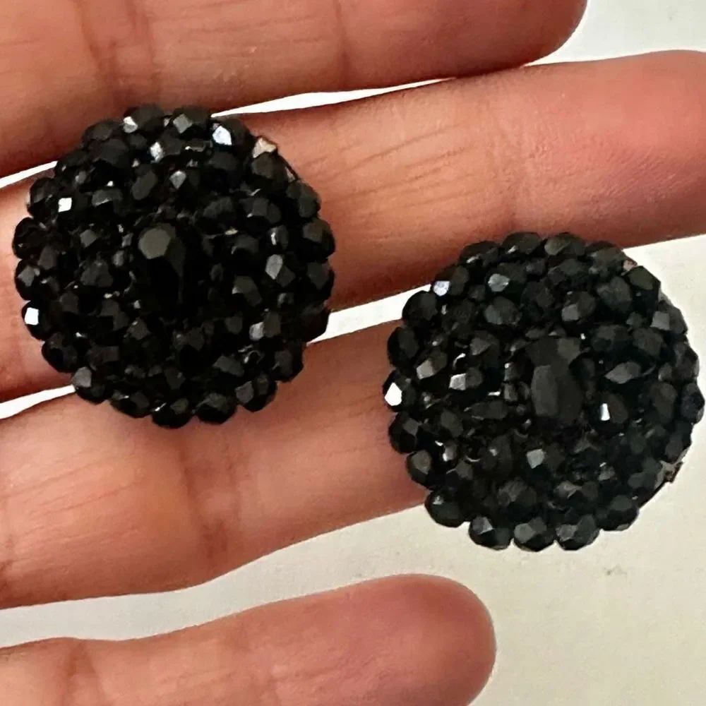 Lauren Conrad Black beaded clip on  earrings